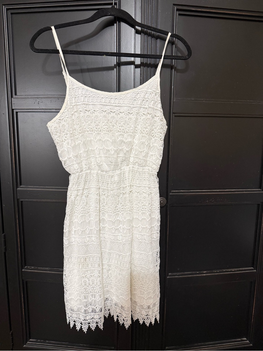 Forever 21 White Lace Spaghetti-Strap Mini Dress